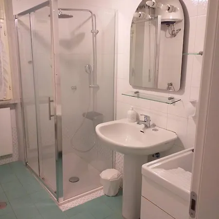 Vallese Apartment *